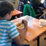 Masa sănătoasă aduce copii la școală