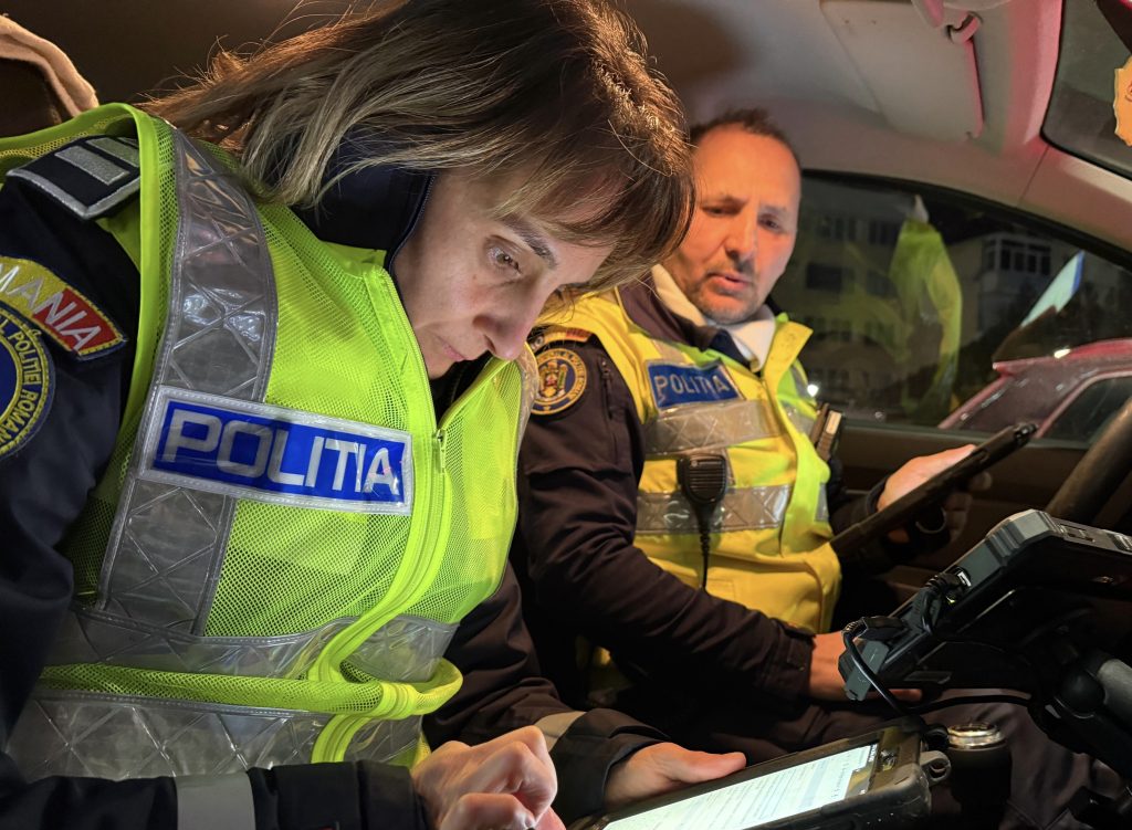 77e88044-0efb-462d-8ed6-17642e34c8c4