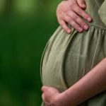 Mame minore, fenomen alarmant de ignorat