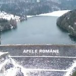 Jiul a crescut de la ploi. La fel și apa în baraj