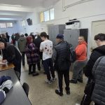 Ultima zi la plata impozitelor. Cozi la ghișee