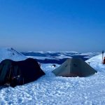 Ahrițculesei, pregătiri pe vârful Parângului, în cort