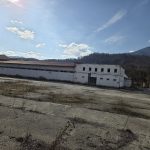 O fabrică se deschide la Iscroni