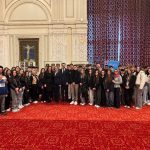 Aproape 200 de elevi hunedoreni, în vizită la Parlament. Natalia Intotero: „Vă aștept din nou, cu mare drag!”