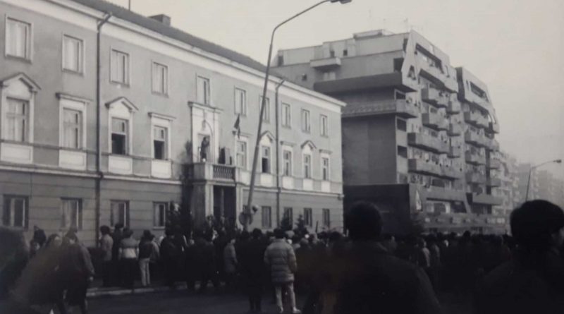 Remember. 31 de ani (1989) de la Revoluție. C-a fost, că n-a fost… Dar a existat unda de șoc la Petroșani în REVOLUȚIA DIN DECEMBRIE ’89
